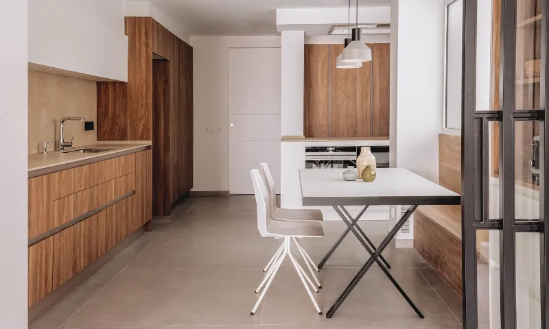 Éclairage sous meubles de cuisine