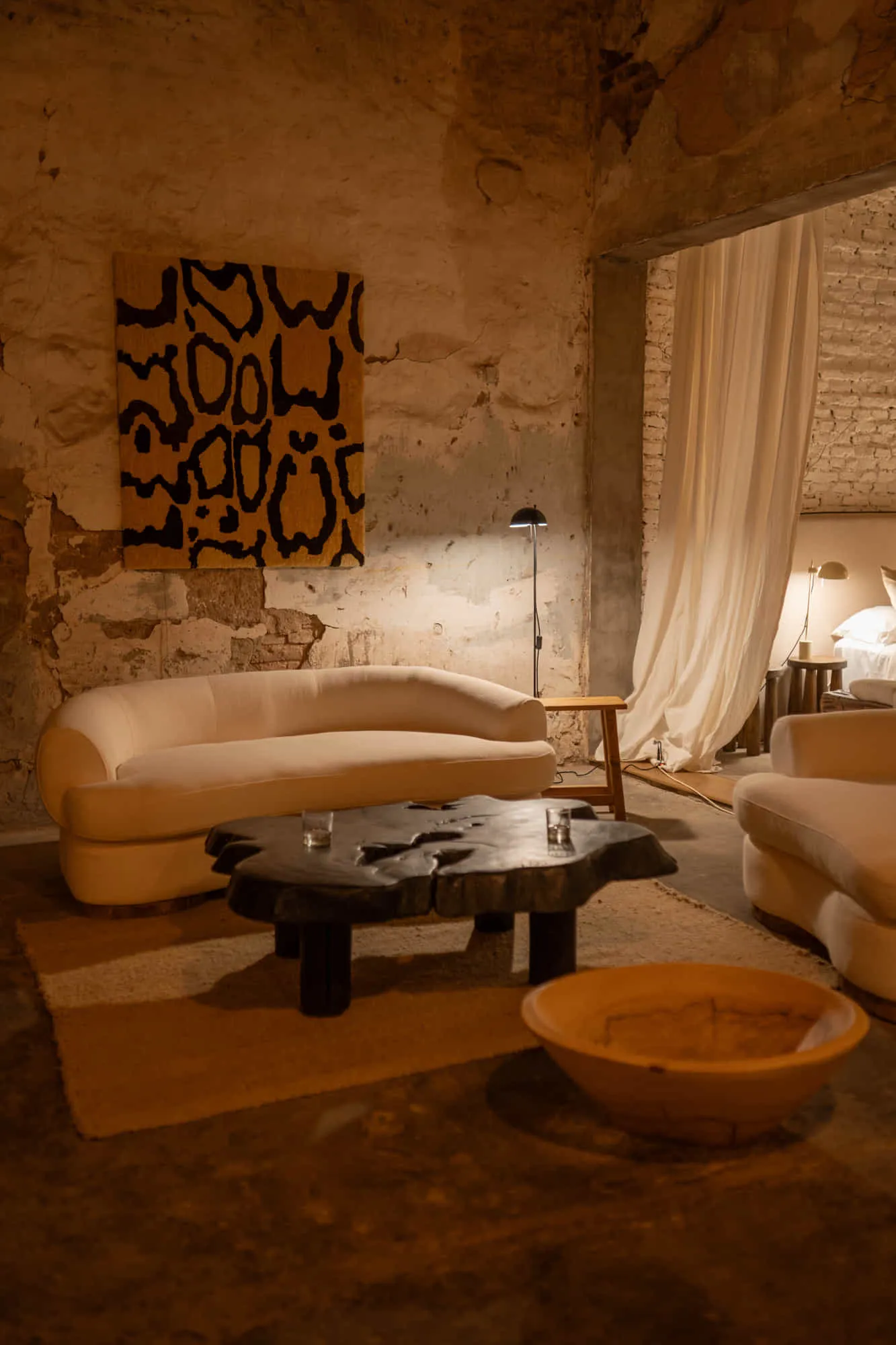 Le lampade Faro Barcelona protagoniste nello showroom di Estudio Trae