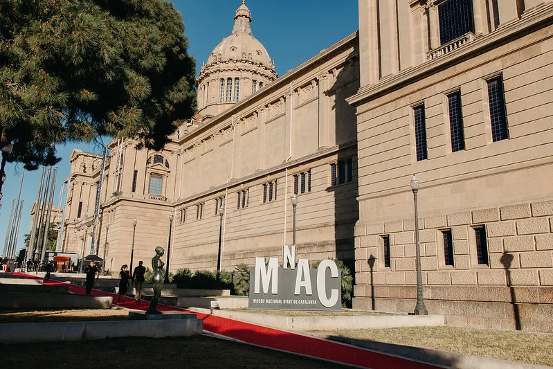 The People in Red gala, once again held at MNAC in 2026