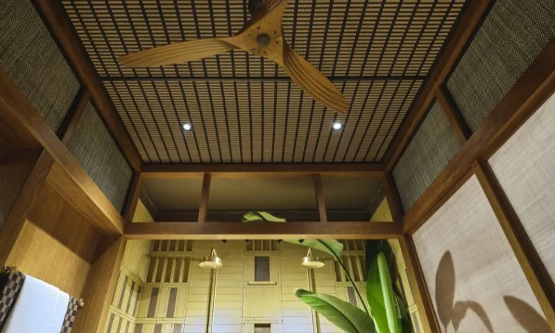 fan-ceiling-bathroom-morea